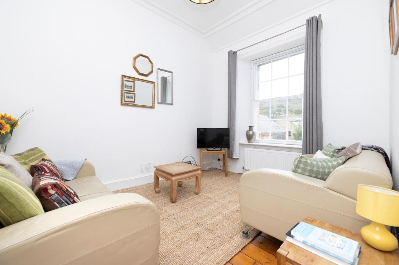 Joivy Cosy Flat In The Heart Of Edinburgh Appartement Buitenkant foto