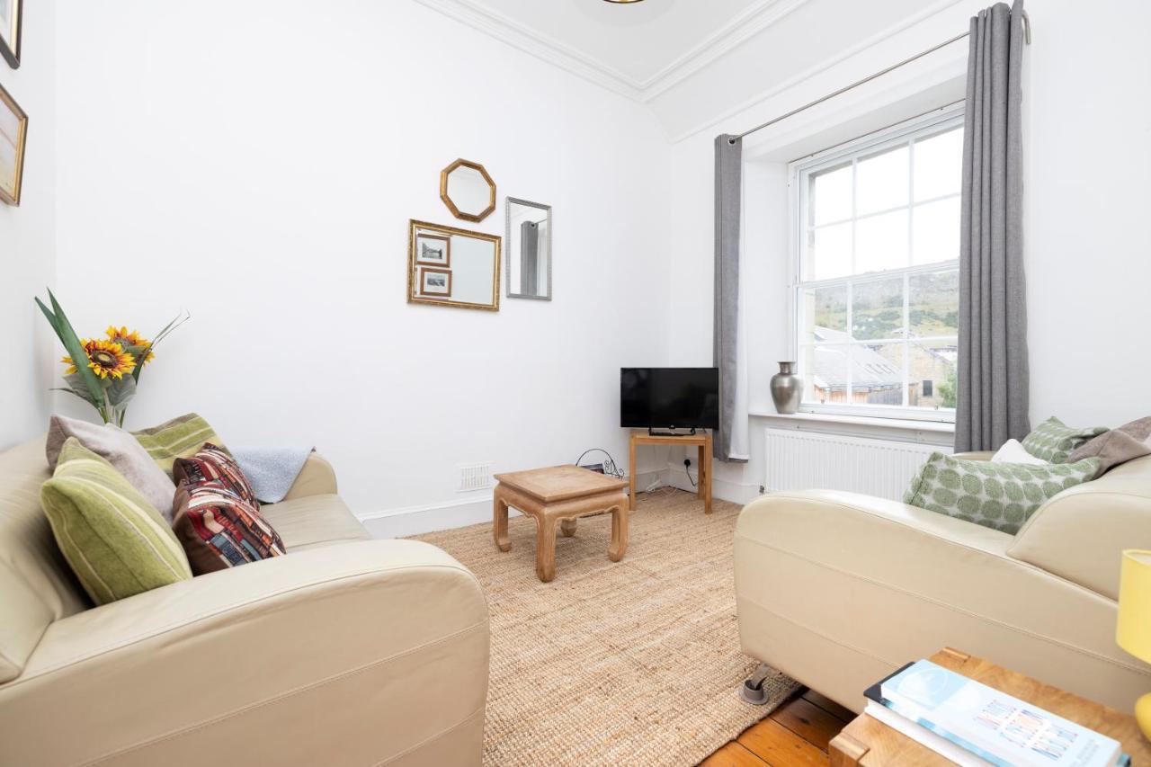 Joivy Cosy Flat In The Heart Of Edinburgh Appartement Buitenkant foto